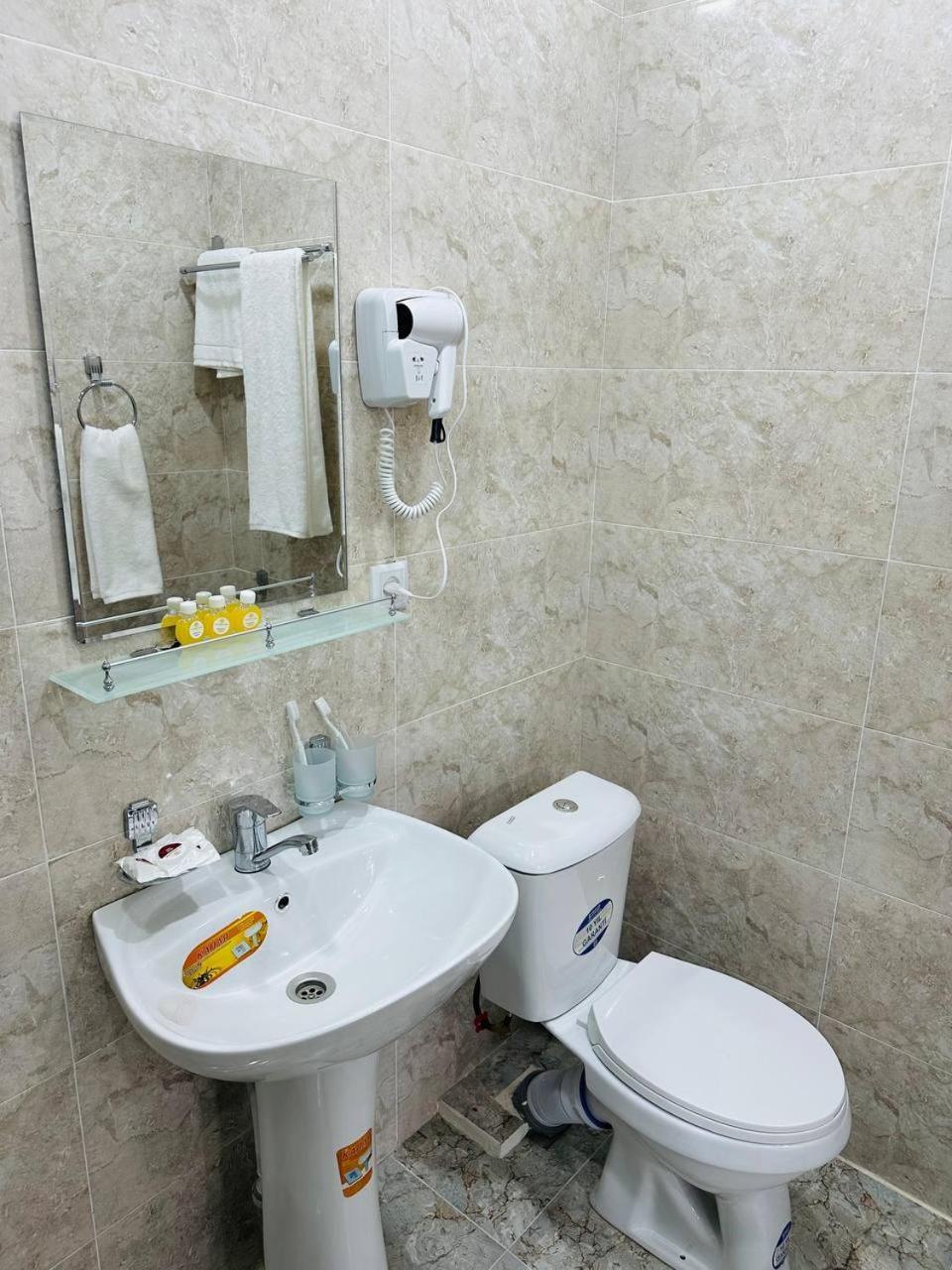 Art Inn Hotel Tachkent Extérieur photo